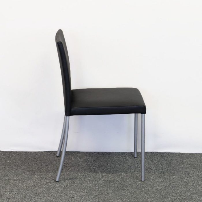 Fikastol Deen Chair | WALTER KNOLL