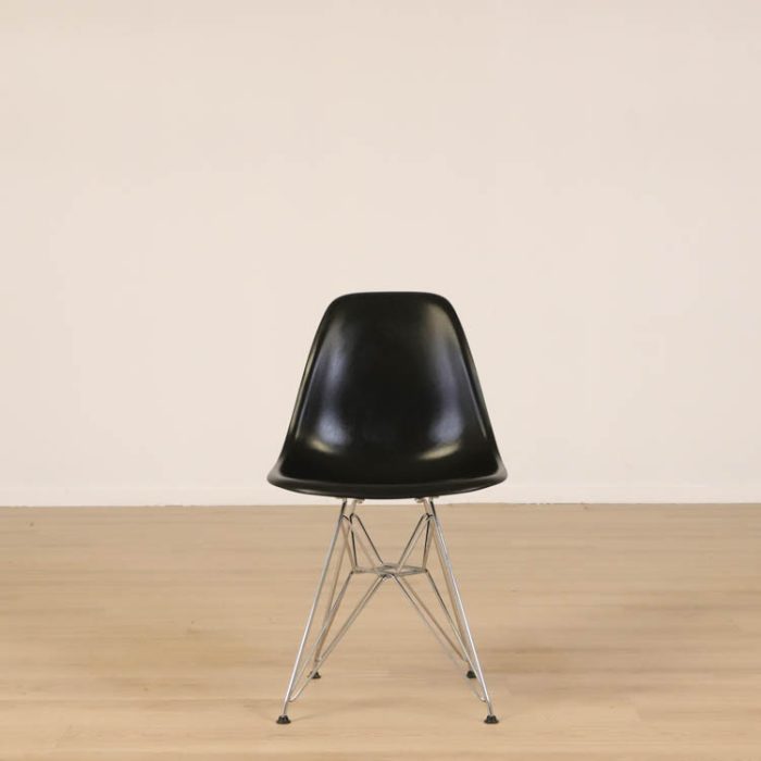 Stol Eames Fiberglass Side Chair DSR | VITRA