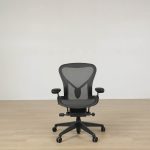 Kontorsstol Aeron Re-Mastered Medium | HERMAN MILLER