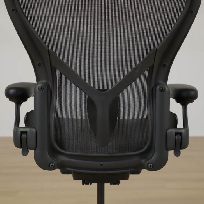 Kontorsstol Aeron Re-Mastered Medium | HERMAN MILLER