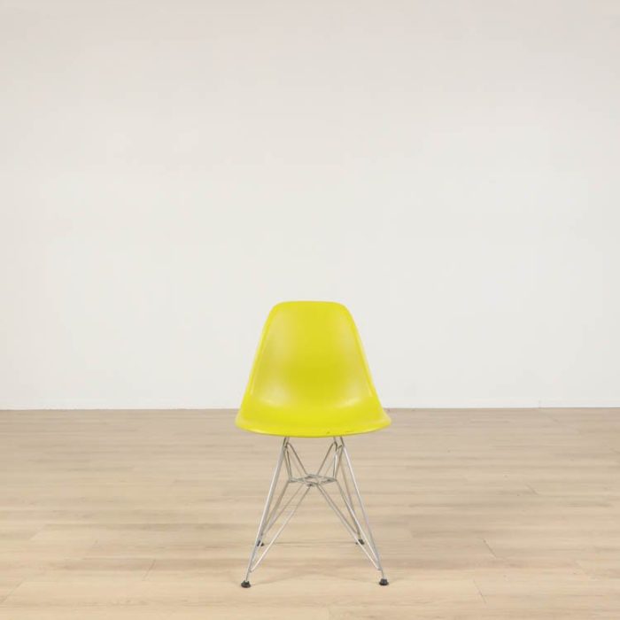 Stol Eames Fiberglass Side Chair DSR | VITRA